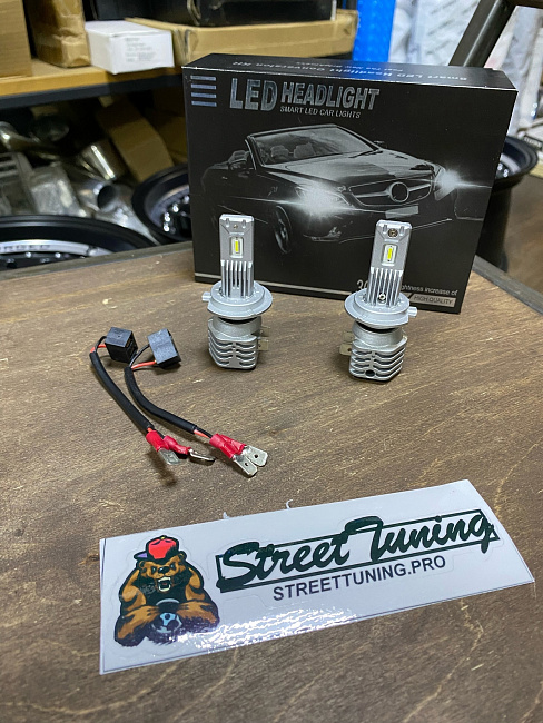 картинка Светодиодные лампы Sanvi Smart Led - H7 5500к, комплект 2 шт магазин  StreetTuning 