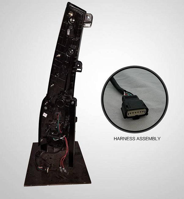 картинка Задние фары для Chevrolet Tahoe/ Suburban магазин  StreetTuning 