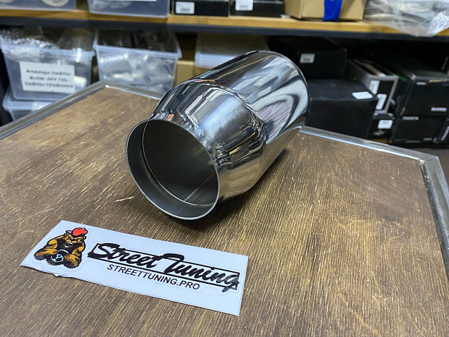 картинка Насадка на глушитель универсальная 63x89 мм, хром, 150 мм магазин  StreetTuning 