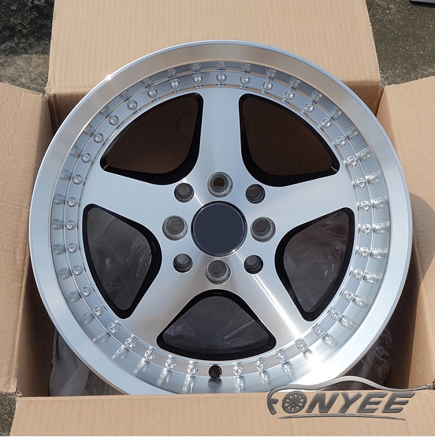 картинка Новые диски Proracing R15 4х114,3-4х100 J8,5 ET25 серебро + черный магазин  StreetTuning 