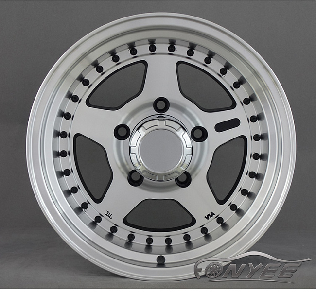 картинка Новые диски MVF-955 R16 5X139,7 ET0 J8 серебро + полированная полка магазин  StreetTuning 