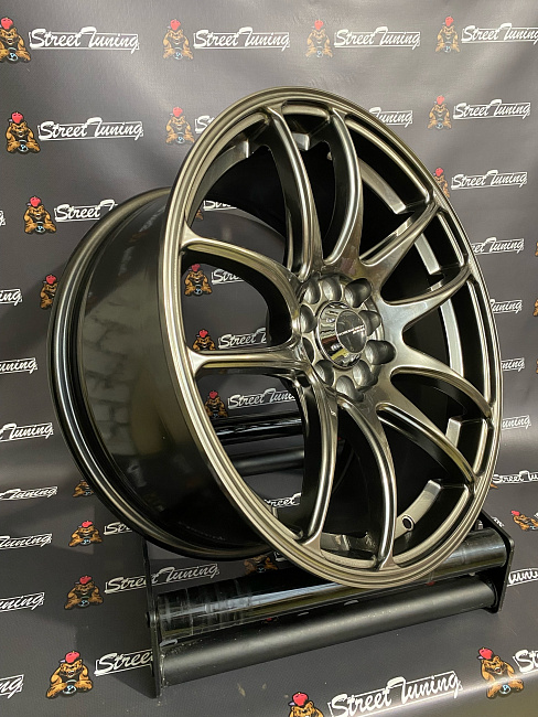 картинка Новые диски Work Emotion Cr-kiwami R17 J8 ET35 5x100/5x114.3 Hyper Black магазин  StreetTuning 