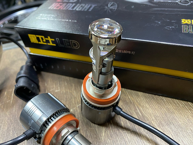 картинка Мини Bi-Led лампы Sanvi - H11 5500к, комплект 2 шт магазин  StreetTuning 