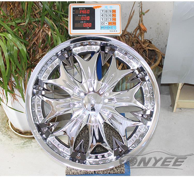 картинка Новые диски Dolce DC20 R20 6X130 ET40 J8,5 хром магазин  StreetTuning 