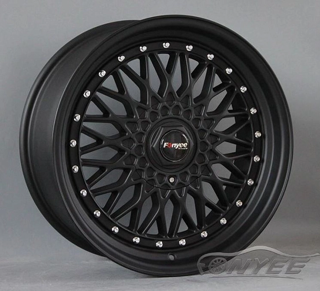 картинка Новые диски BBS RS R18 5X120/5X112 ET40 J8 черный мат + серебристые болтики магазин  StreetTuning 
