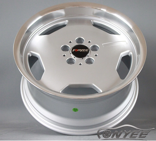 картинка Новые диски Mercedes AMG Monoblock R17 5X112 ET30 J8 серебро + полированная полка магазин  StreetTuning 