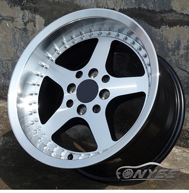 картинка Новые диски Proracing R15 4х114,3-4х100 J8,5 ET25 серебро + черный магазин  StreetTuning 
