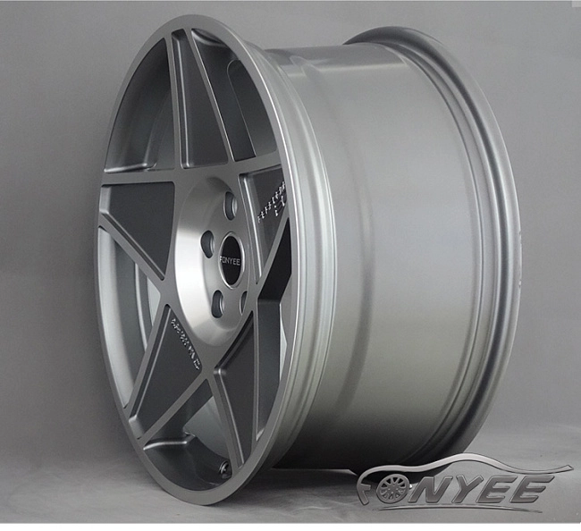 картинка Новые диски Performa 20 R18 J8,5 ET+35 5x114,3 серый + серебро магазин  StreetTuning 