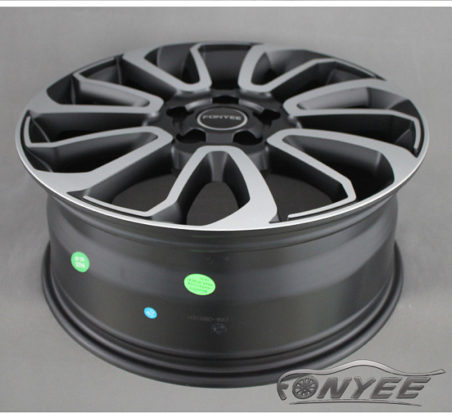 картинка Новые диски Range Rover Autobiography Wheels HSE Sport R20 5x120 ET45 J9,5 черный мат + серебро магазин  StreetTuning 