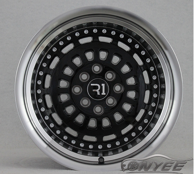 картинка Новые диски ESM 015 R15 4x100-114,3 ET15 J9 черный глянец + серебро магазин  StreetTuning 