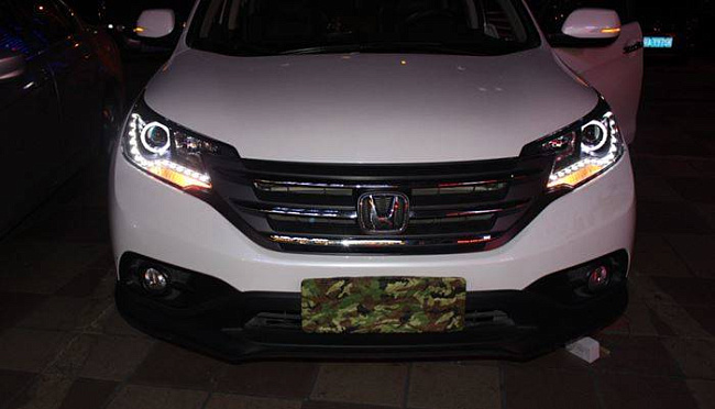 картинка Передние фары для Honda CRV 2011-2015 магазин  StreetTuning 