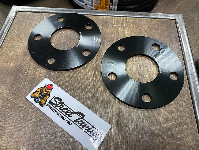 картинка Проставка Starleks 5 мм 5x114.3 цо 60.1 сквозная Black магазин  StreetTuning 