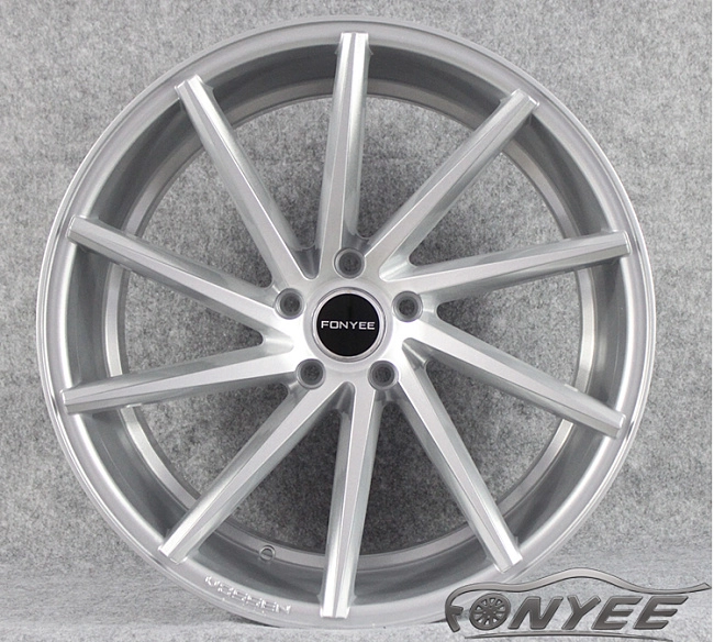 картинка Новые диски Vossen CVT-R Replica R20 5X114,3 ET40 J10 серебро магазин  StreetTuning 