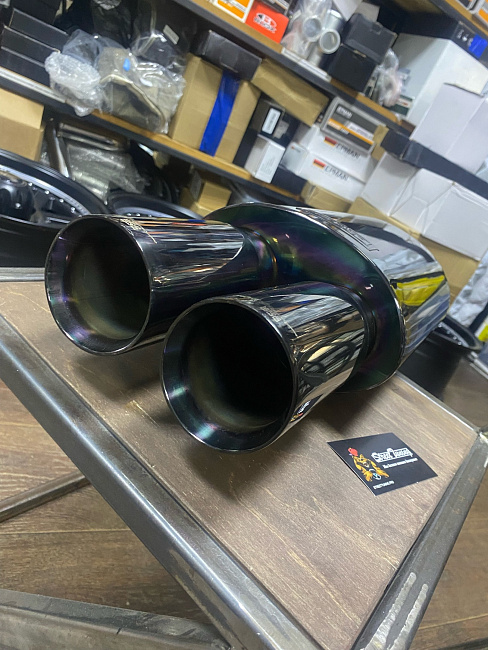 картинка Прямоточная банка HKS JASMA, с двойным выходом. магазин  StreetTuning 