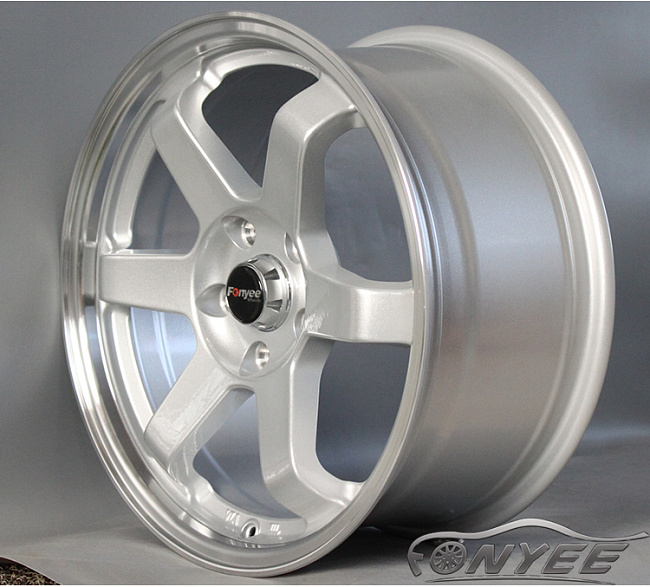 картинка Новые диски Rays TE37 R17 5X114,3 ET42 J9 серебро глянец + полированная полка магазин  StreetTuning 