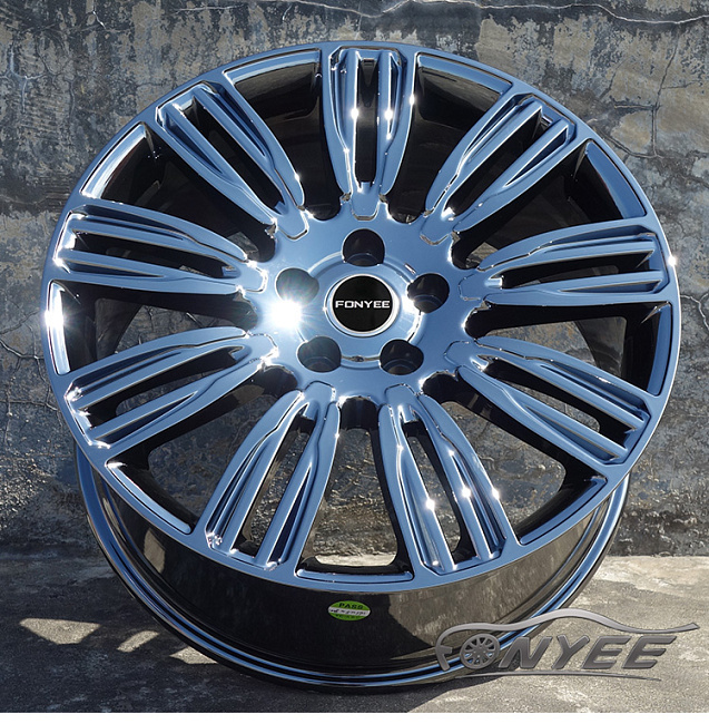 картинка Новые диски RANGE ROVER VELAR R20 5x120 ET45 J9 хром магазин  StreetTuning 