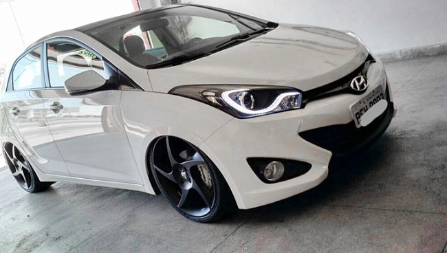 картинка Передние фары для Hyundai HB20 магазин  StreetTuning 