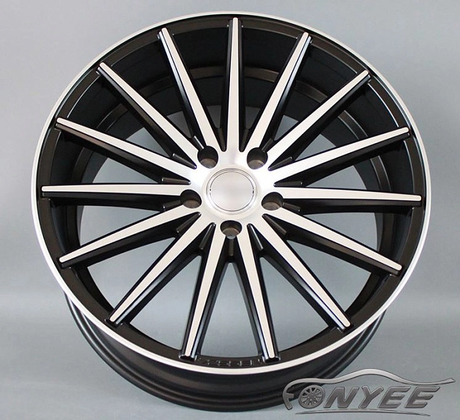 картинка Новые диски Vossen VFS2 Replica R19 5X114,3 ET35 J8,5 черный мат + серебро магазин  StreetTuning 