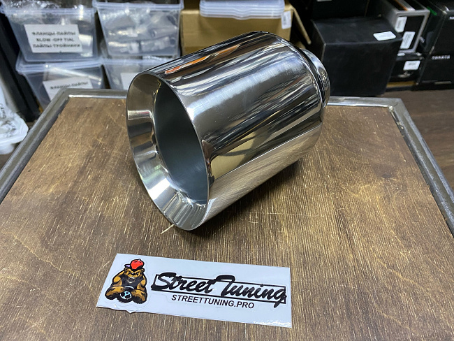 картинка Насадка на глушитель универсальная 63x114 мм, хром, 160 мм магазин  StreetTuning 