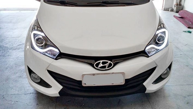 картинка Передние фары для Hyundai HB20 магазин  StreetTuning 