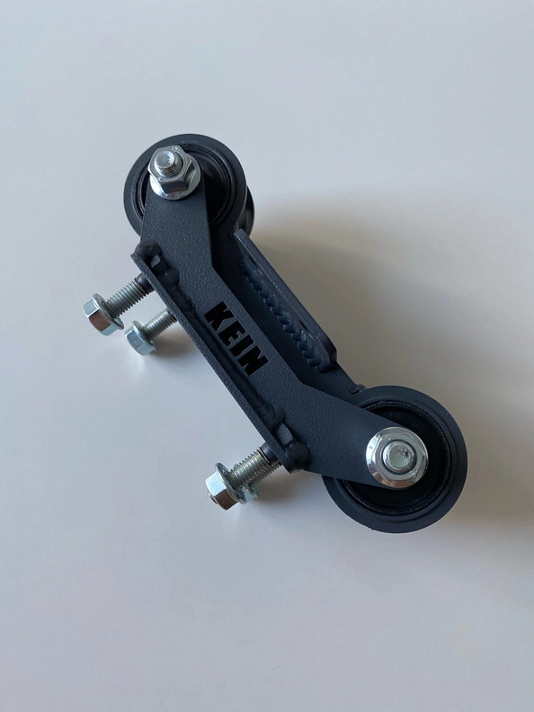 картинка Усиленная опора кпп Lexus LS430 и Toyota Celsior UCF30 от магазина  StreetTuning