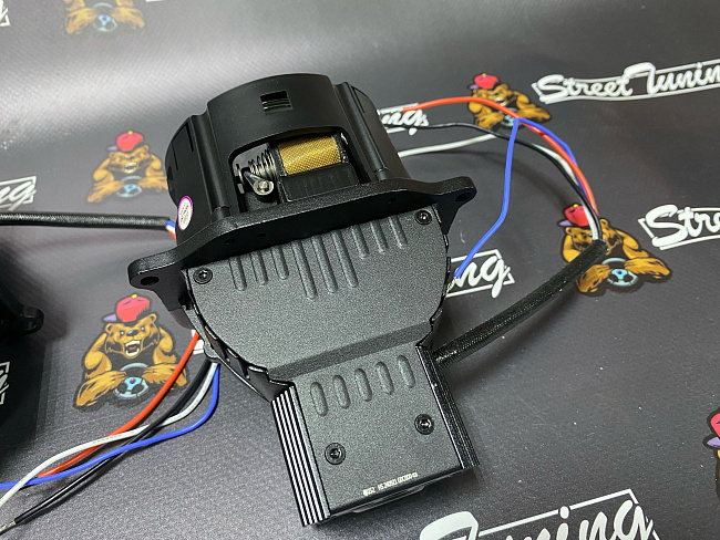 картинка Светодиодные линзы Sanvi A11 PRO, 3 дюйма магазин  StreetTuning 