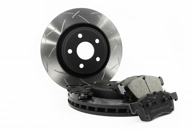 картинка КОМПЛЕКТ ПЕРЕД. JEEP Grand Cherokee WK2 3.6 2011-> ; Тормозные диски DBA T3 + колодки DC brakes магазин  StreetTuning 