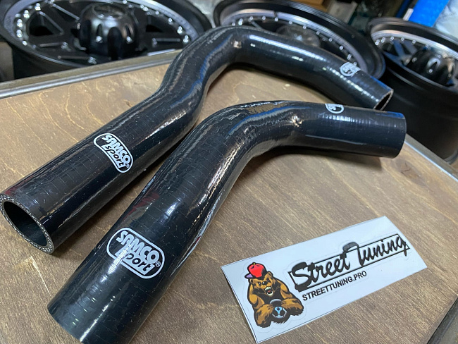 картинка Патрубки радиатора Samco Sport для Honda Integra Type R DC5 K20A, черные магазин  StreetTuning 