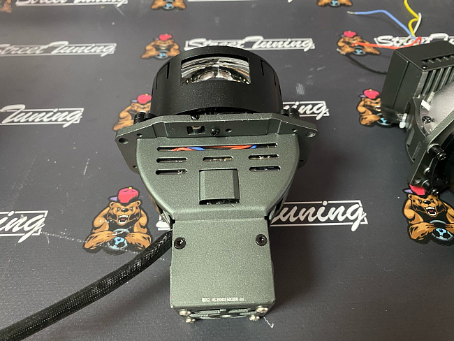 картинка Светодиодные линзы Sanvi A11 Max 3.0 с двойным лазером магазин  StreetTuning 