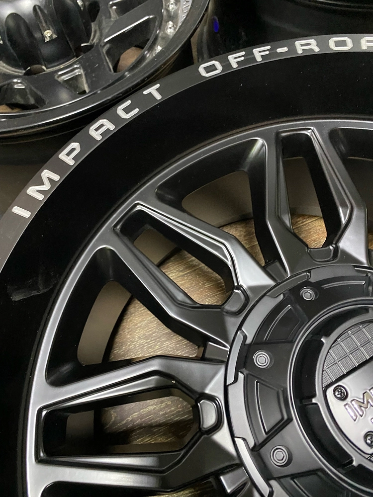 картинка Новые диски Impact Off-Road R20 J10 ET-24 6X139.7 от магазина  StreetTuning