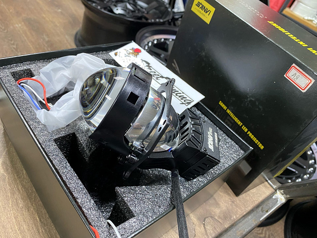 картинка Светодиодные линзы Sanvi Pro A8, 3 дюйма магазин  StreetTuning 