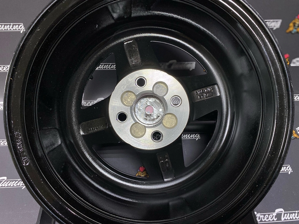 картинка Новые диски Enkei Wheels 471 R13 J7 ET7 4x98 Black + Silver от магазина  StreetTuning