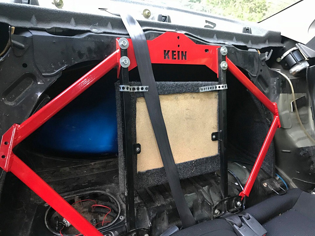 картинка Х образная распорка за задние сиденье для Subaru Impreza GD 2001-2007 магазин  StreetTuning 