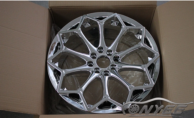 картинка Новые диски B-tiger R17 4X100/4X114,3 ET35 J7,5 хром магазин  StreetTuning 