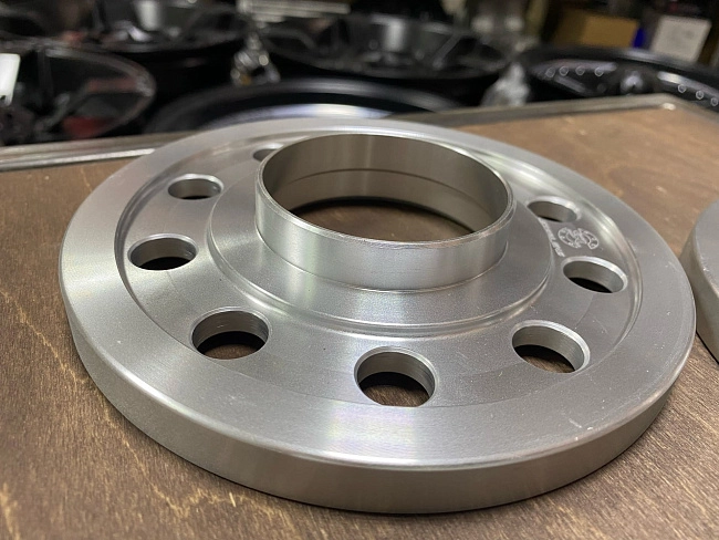 картинка Проставка Starleks 13 мм 5x112  цо 66.6 Silver магазин  StreetTuning 