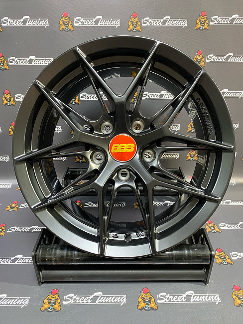 картинка Новые диски HRE FF65 R16 J7 ET35 5x114.3 Black Mat магазин  StreetTuning 
