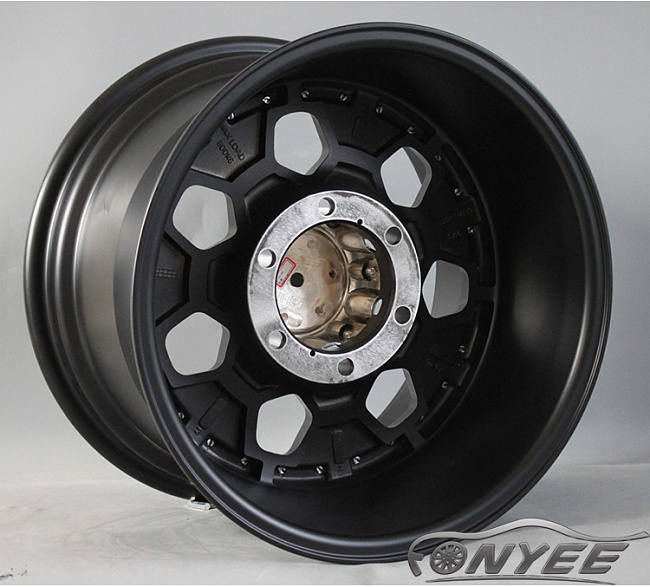 картинка Новые диски Daytona R16 6х139,7 ET-44 J10 черный мат + полированная полка магазин  StreetTuning 