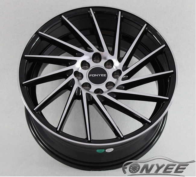 картинка Новые диски Vossen VPS304 Replica R17 4X114,3/4X100 ET37 J8,5 черный глянец + серебро магазин  StreetTuning 