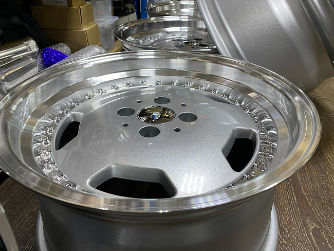 картинка Новые диски HSR R16 J8 ET25 магазин  StreetTuning 