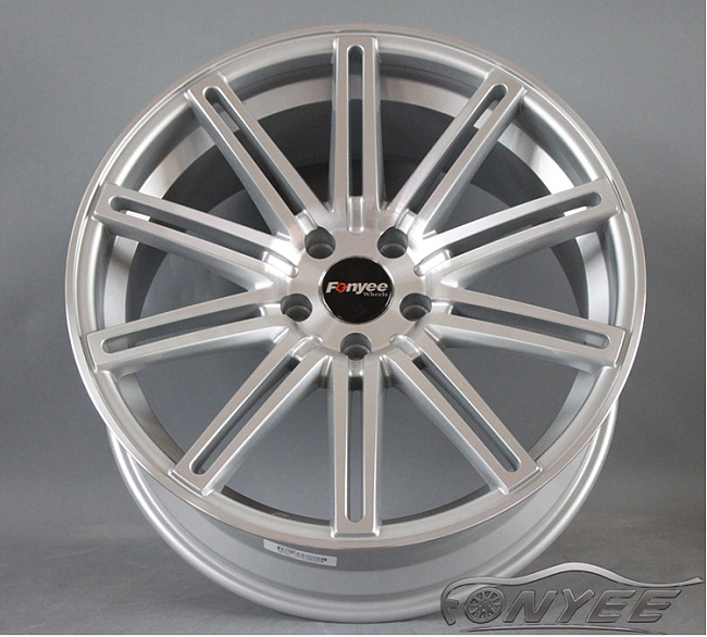 картинка Новые диски Vossen CV4 Replica R19 5X112 ET35 J8,5 серебро магазин  StreetTuning 