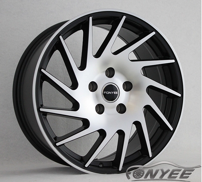 картинка Новые диски Vossen VLE1-L Replica R18 5X120 ET33 J8 черный + серебро магазин  StreetTuning 