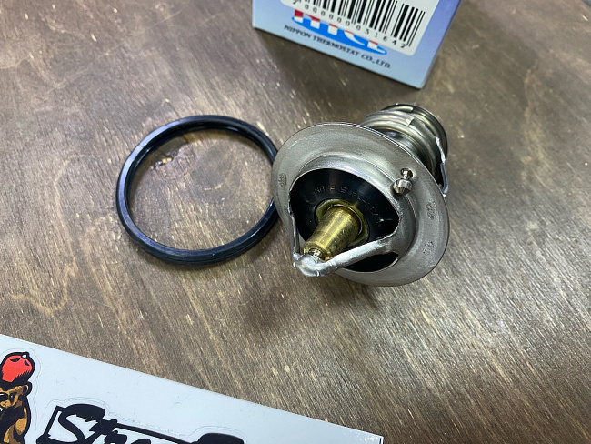 картинка Термостат низкотемпературный спортивный ТАМА oyota 2GRFE Camry 2006- GCV40, RX300 GSU3 магазин  StreetTuning 