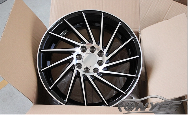 картинка Новые диски Vossen VPS304 Replica R17 4X114,3/4X100 ET37 J8,5 черный глянец + серебро магазин  StreetTuning 