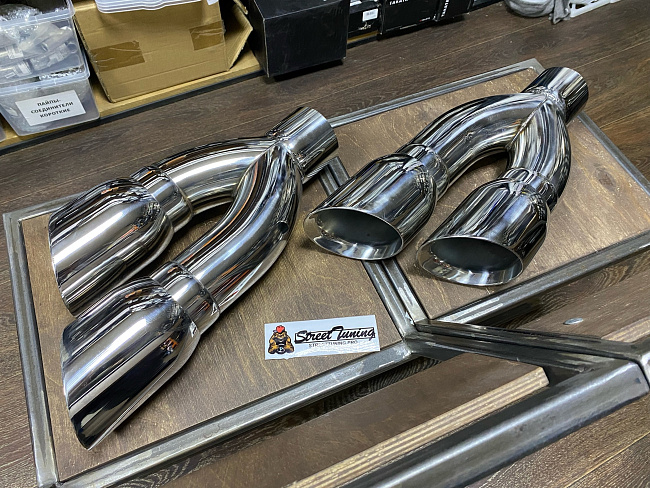 картинка Насадки на глушитель двойные, универсальные - 2 шт 80 х 102 мм, хром магазин  StreetTuning 