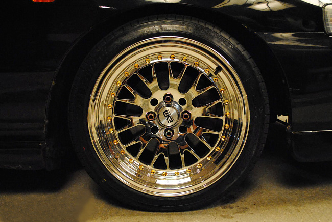 картинка Новые диски ESM 007 R17 4x100-4x114,3 ET20 J9 хром золото магазин  StreetTuning 