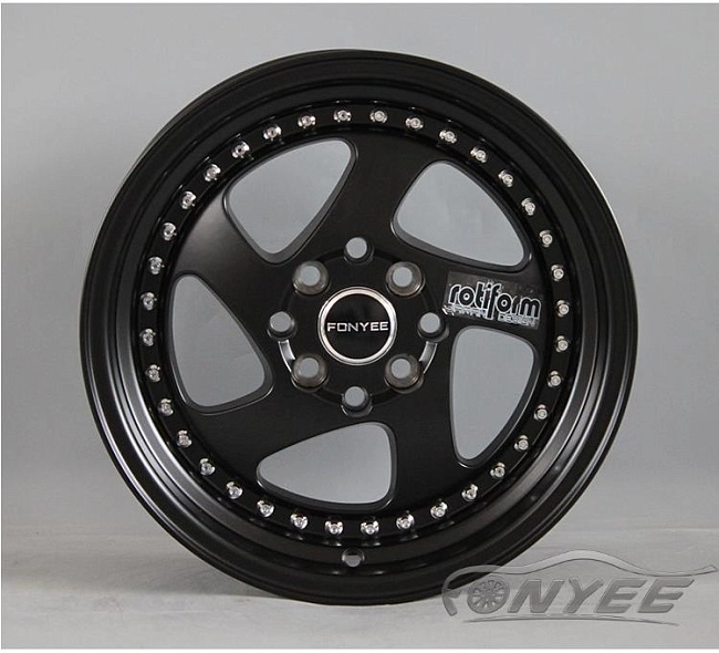 картинка Новые диски Rotiform TMB Flat R15 4х100/114,3 ET30 J7 черный мат + серебристые болтики магазин  StreetTuning 