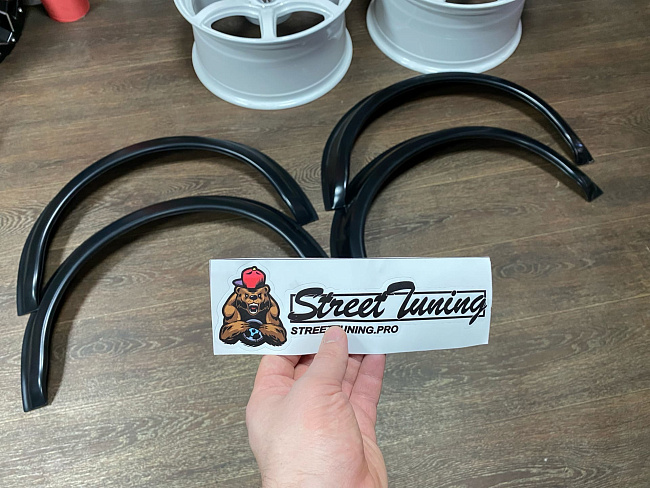 картинка Фендеры Voomeran style универсальные +50 мм - 4 шт магазин  StreetTuning 