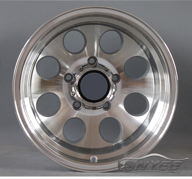 картинка Новые диски GT wheels style 2 R16 5x139,7 ET-20 J8 серебро магазин  StreetTuning 