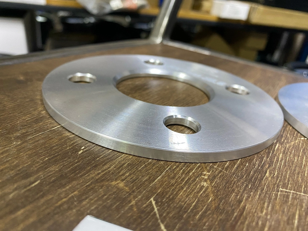 картинка Проставка Starleks 5 мм 4x98 цо 58.6 сквозная - РФ от магазина  StreetTuning