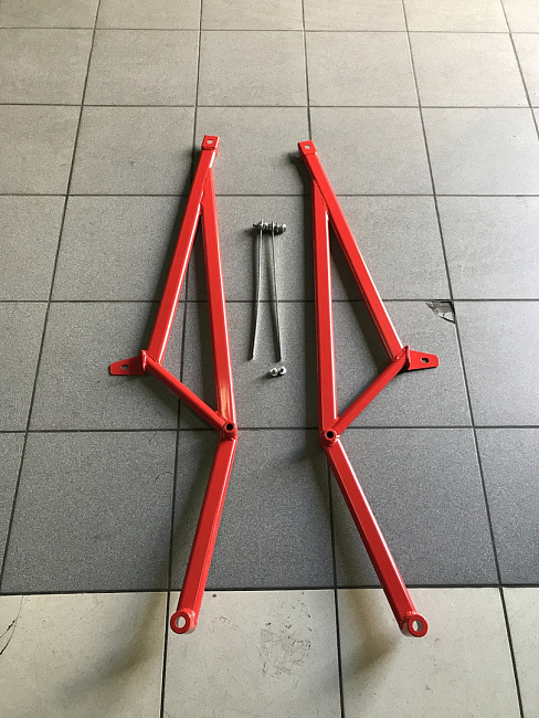 картинка Комплект продольных распорок на дно для Subaru Impreza GD,GG магазин  StreetTuning 